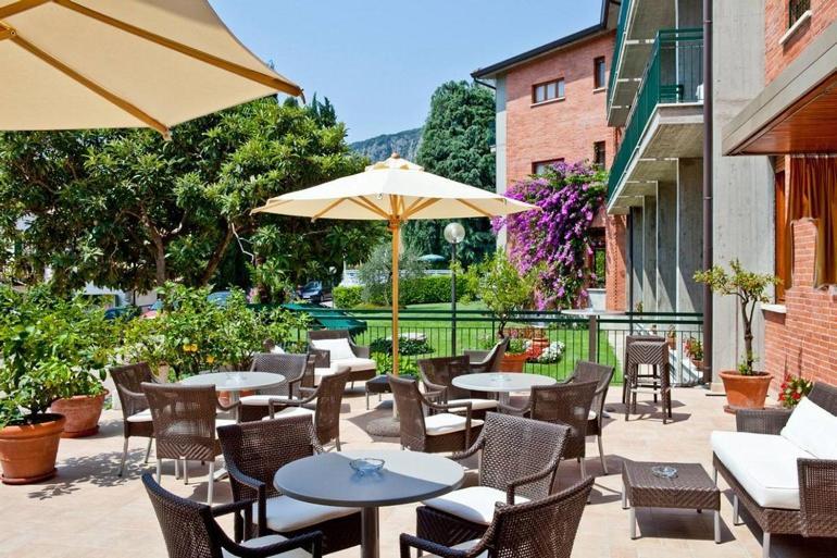 Hotel Gabbiano - Garda Lake Collection 외부 사진