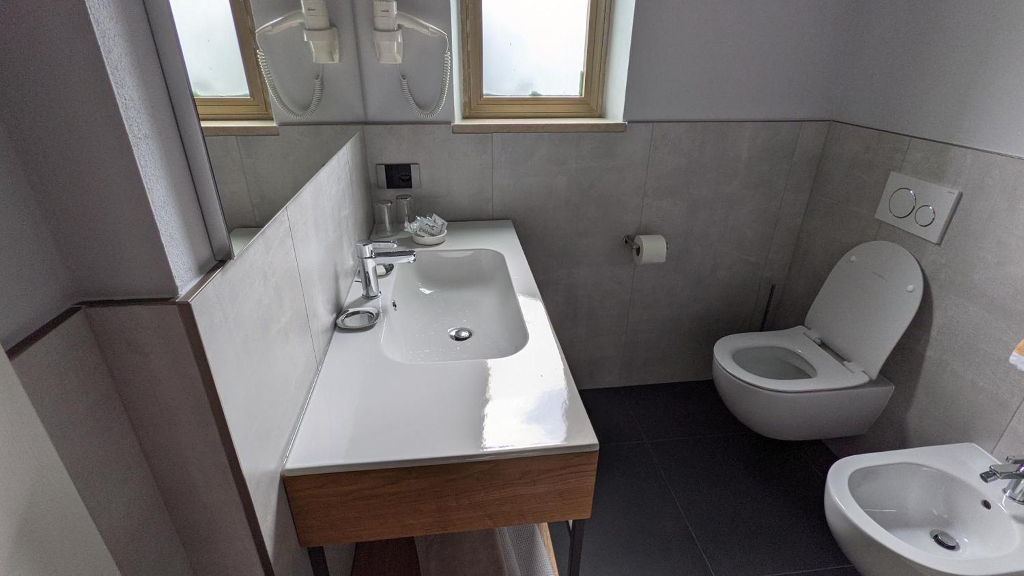 Hotel Gabbiano - Garda Lake Collection 외부 사진